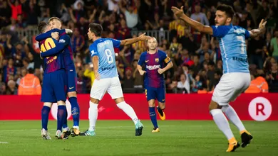 A vit&oacute;ria veio, mas Barcelona tem desempenho baixo e conta com gol irregular para bater M&aacute;laga