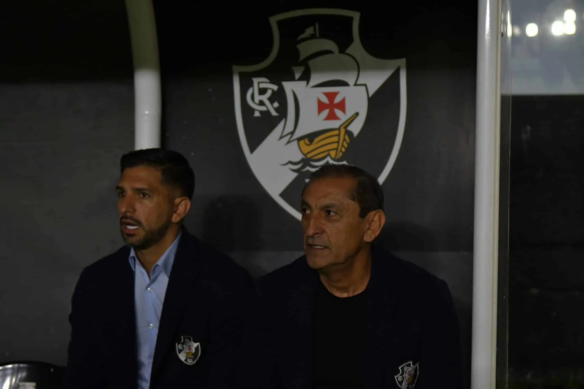 Drama contra o &Aacute;gua Santa liga o alerta e deixa li&ccedil;&otilde;es no Vasco para semifinal do Carioca