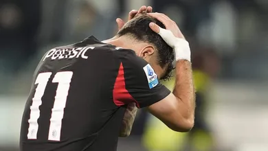 Pulisic perde p&ecirc;nalti bizarro e dupla vive rodada perfeita com empate de Juventus e Milan