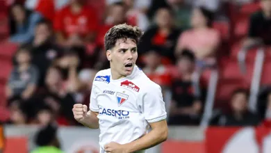 Quem &eacute; o jovem queridinho de Paiva que d&aacute; esperan&ccedil;a ao Fortaleza mesmo em derrota