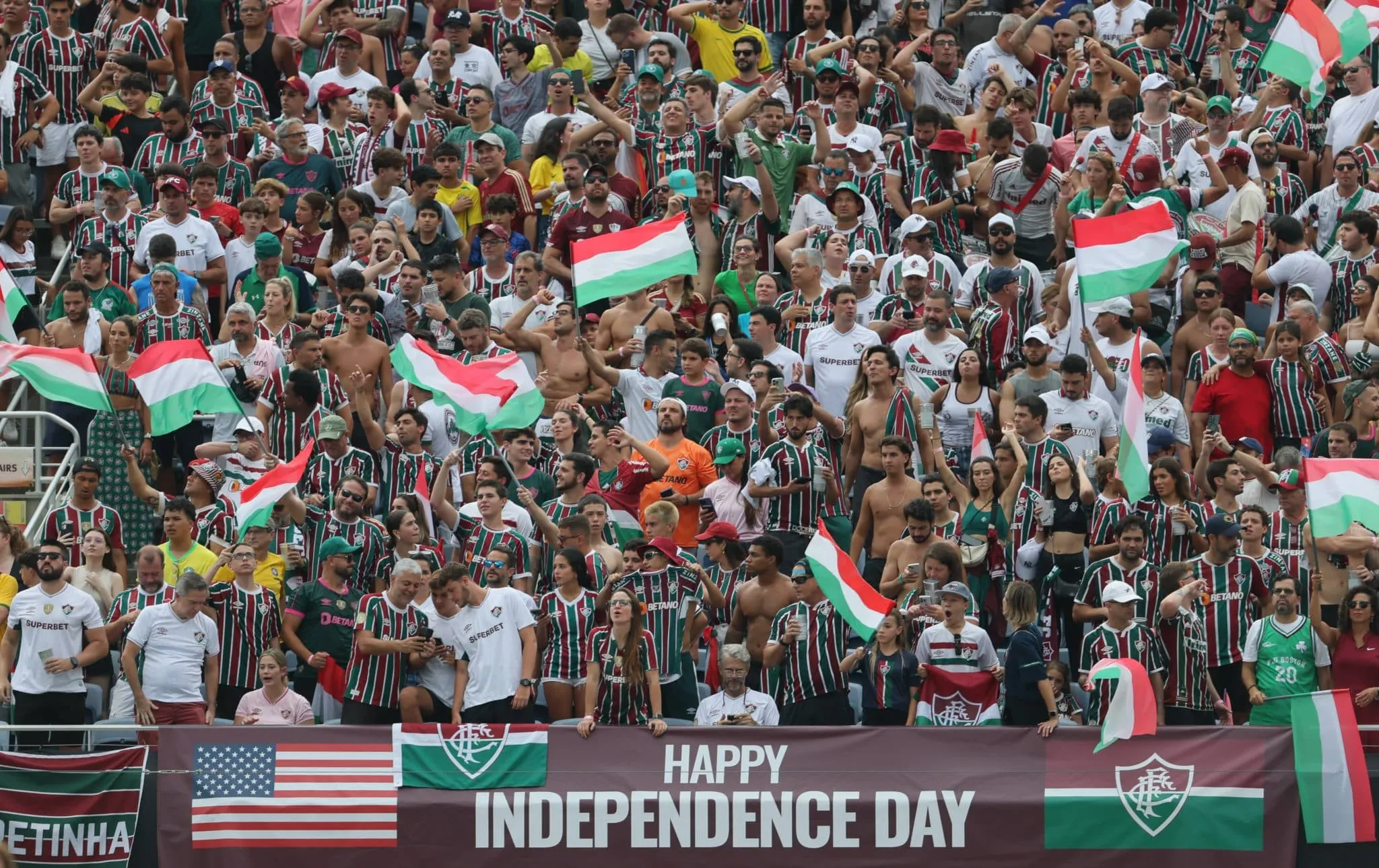 Fifa reduz pre&ccedil;o e praticamente doa ingressos para Fluminense x Chelsea no Mundial