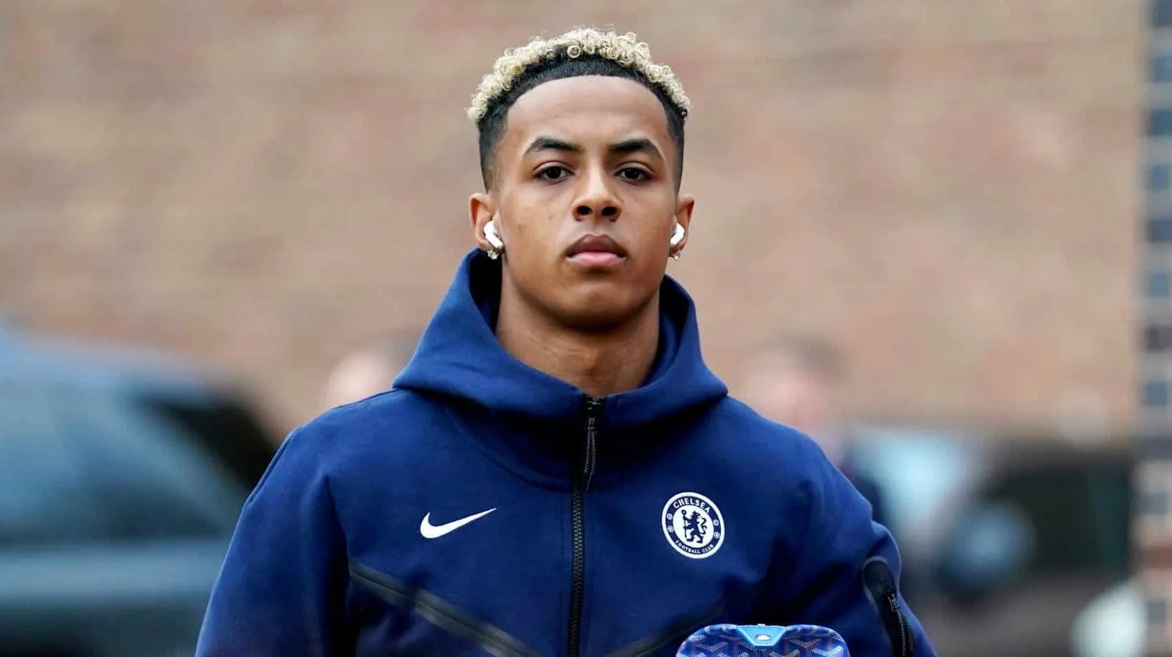 Em corrida contra o tempo e o fair play financeiro, Chelsea vende mais uma promessa