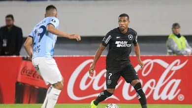 Victor S&aacute; atuou pelo Botafogo j&aacute; negociado com o Krasnodar, e estava insatisfeito com Tiago Nunes