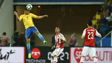 Enquanto o ataque da Sele&ccedil;&atilde;o destr&oacute;i, Casemiro funciona como o ponto de equil&iacute;brio