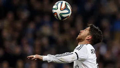 A rea&ccedil;&atilde;o de Sergio Ramos ao ver o gol de Bale pelo Real Madrid &eacute; fant&aacute;stica