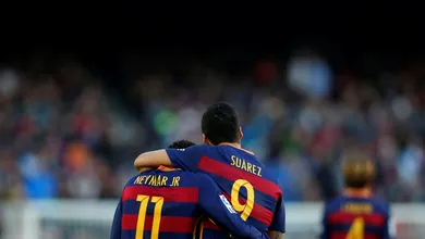 Enquanto o Brasileir&atilde;o vai para os &uacute;ltimos suspiros, Bar&ccedil;a e Bayern sofrem amea&ccedil;as reais