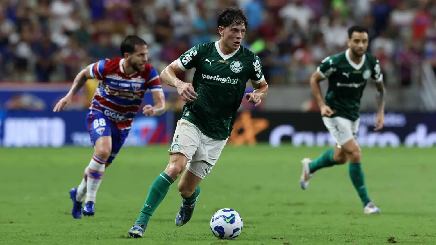 Agust&iacute;n Giay vive uma crescente no Palmeiras Foto: (Cesar Greco/Palmeiras)