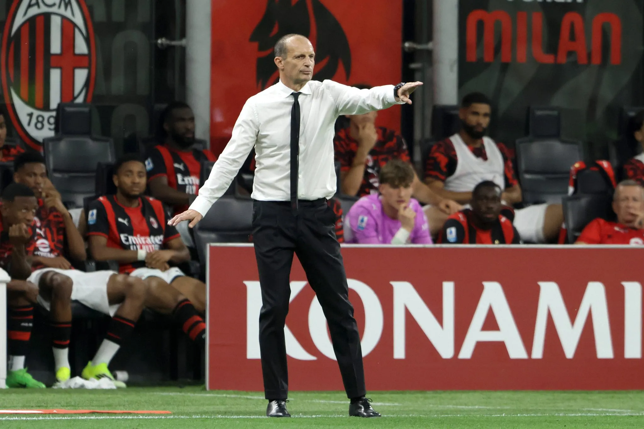Massimiliano Allegri durante passagem como t&eacute;cnico do Milan (Foto: IMAGO / Buzzi)