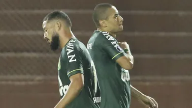 Chape alcan&ccedil;a vit&oacute;ria gigante e depende de seus resultados, mas aguarda caso Luiz Ot&aacute;vio