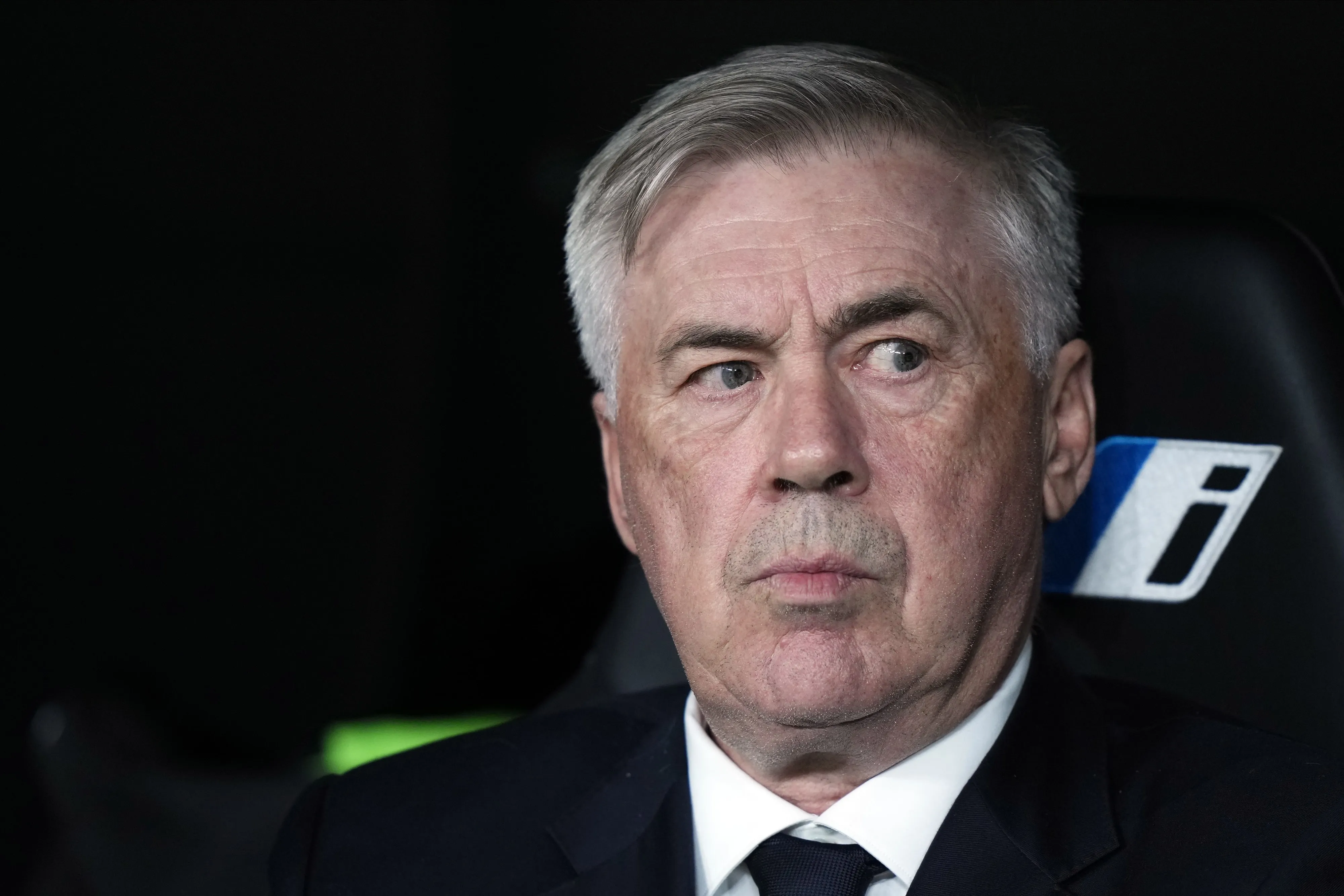 Ancelotti vira linha de frente na guerra entre treinadores e &aacute;rbitros na Espanha