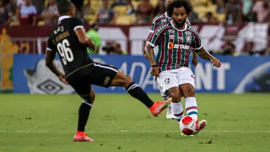 Fluminense e Vasco empatam sem gols em jogo marcado por arbitragem confusa no Carioca