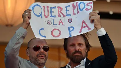 Viggo Mortensen em Cannes faz campanha pelo San Lorenzo: &ldquo;Queremos la Copa&rdquo;