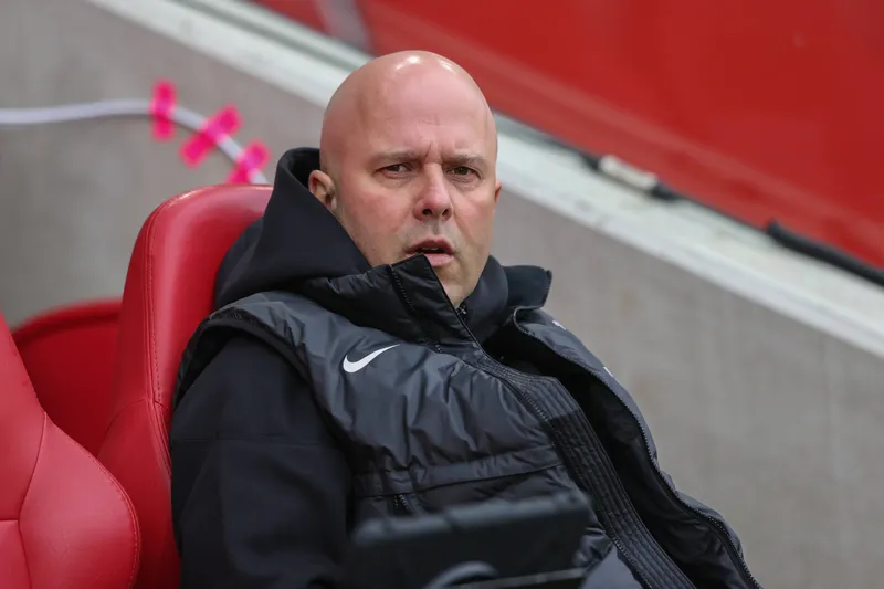 Arne Slot, t&eacute;cnico do Liverpool