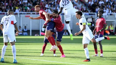 Goleiros brilham na Fran&ccedil;a, e PSG n&atilde;o passa de um empate sem gols diante do Clermont em jogo muito agitado