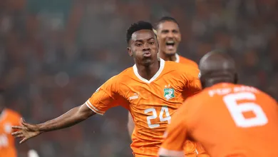 Heroico! Costa do Marfim joga com um a menos e marca no &uacute;ltimo minuto da prorroga&ccedil;&atilde;o para eliminar Mali