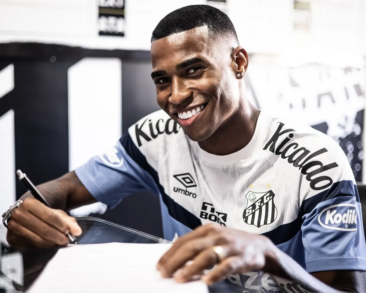 Menino da Vila adotado: Santos anuncia volta de Jean Lucas ap&oacute;s quatro anos