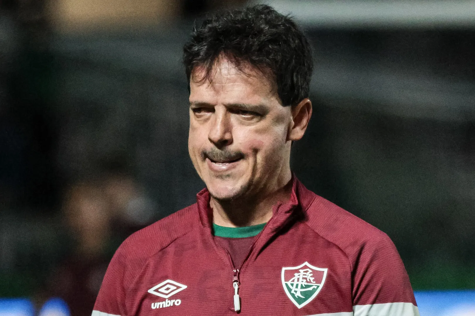 Fernando Diniz relutou, mas admitiu erros do Fluminense em derrota para o Coritiba pelo Brasileir&atilde;o - Photo by Icon sport