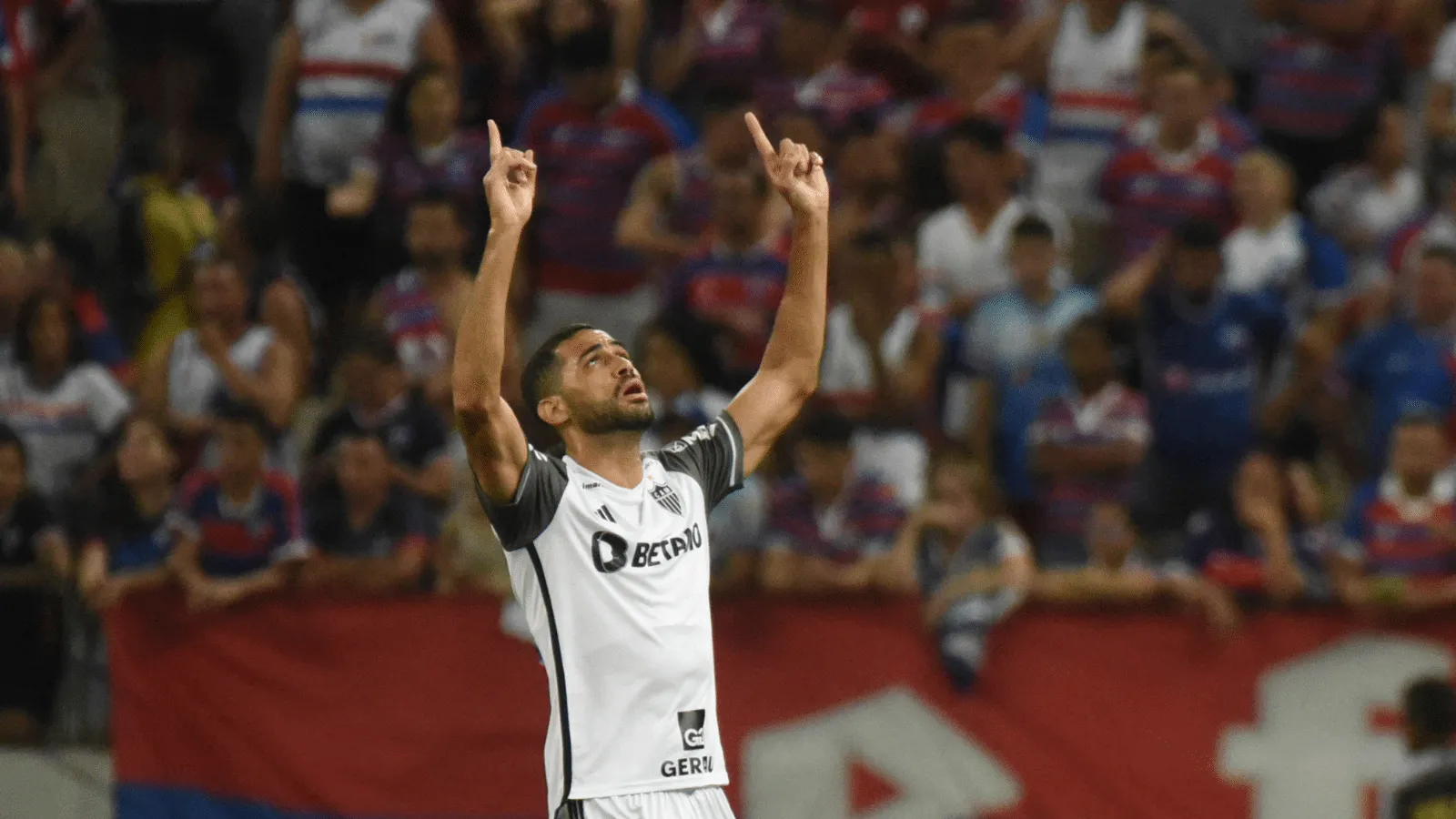 480 dias depois, Kardec ganha chance rara no Atl&eacute;tico-MG onde viveu momento especial