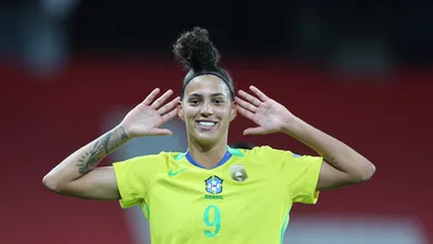 Venda de Amanda Gutierres pelo Palmeiras faz futebol feminino brasileiro subir de patamar