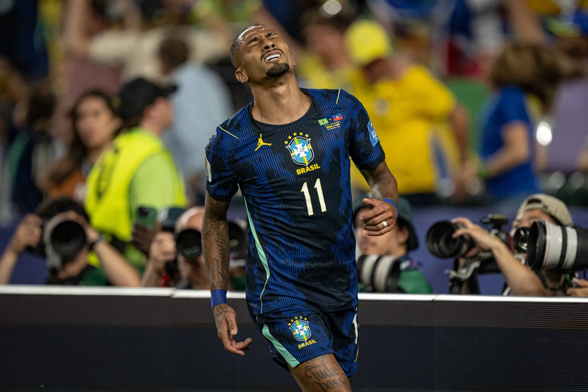 Raphinha lamenta chance perdida em jogo da sele&ccedil;&atilde;o brasileira na Copa do Mundo 2026