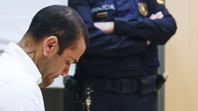 Foi assim que defesa de Dani Alves diminuiu sua pena pela metade