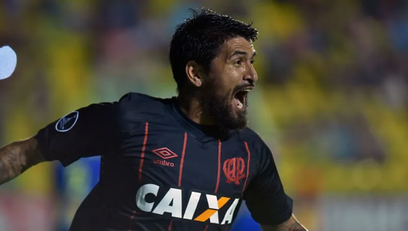 Furac&atilde;o superou o desespero de 90 minutos sufocantes e estar&aacute; na fase de grupos