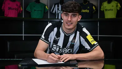 Newcastle amplia as perspectivas com Livramento, um dos laterais mais promissores do mundo