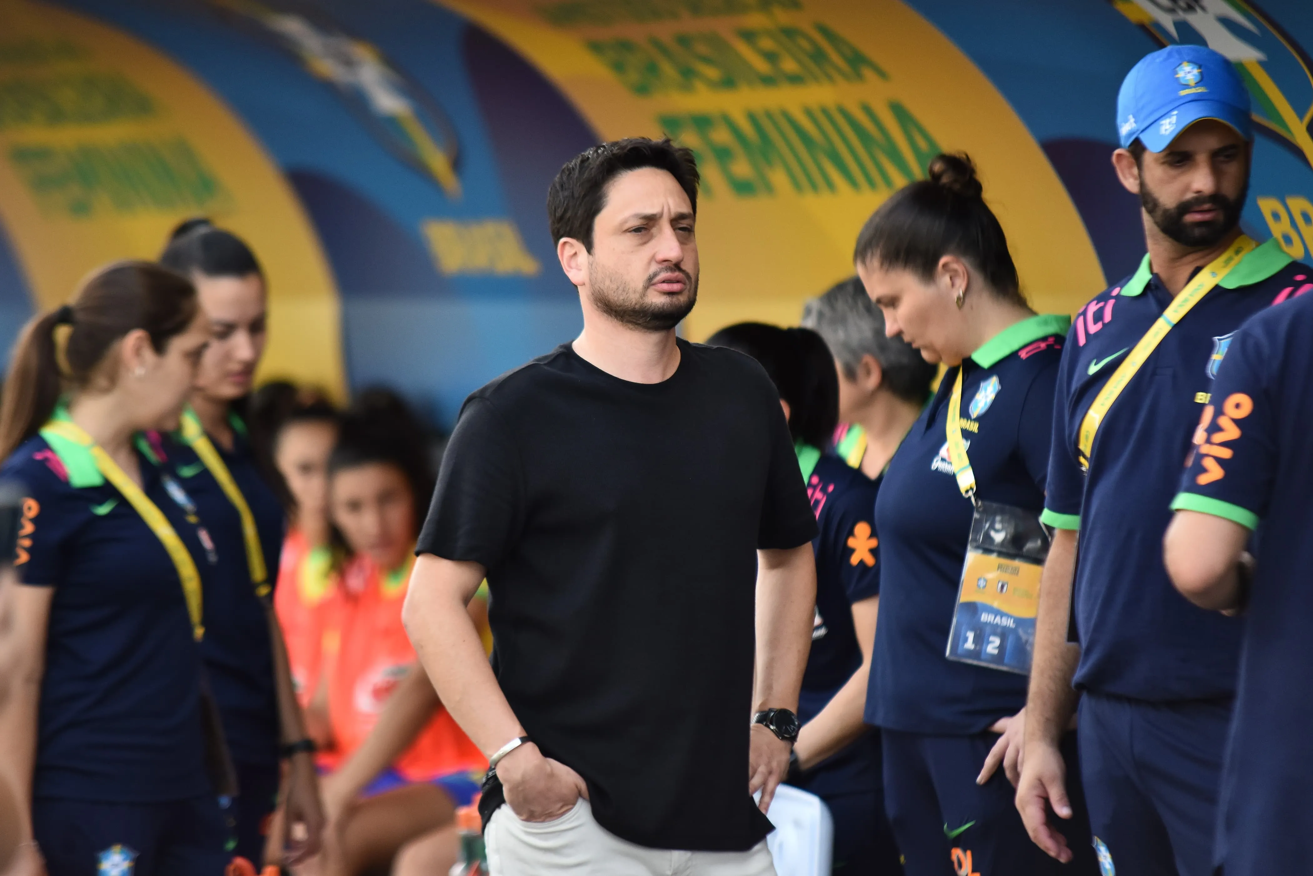 Arthur Elias celebra vit&oacute;ria sobre o Jap&atilde;o e faz elogios merecedores, mas atenta para parte psicol&oacute;gica do Brasil
