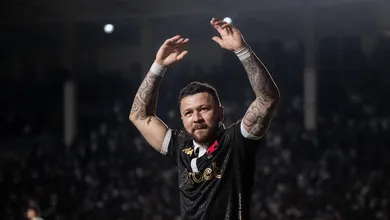 Vasco trabalha, ganha refor&ccedil;os internos e volta da Data Fifa pronto para n&atilde;o cair de novo