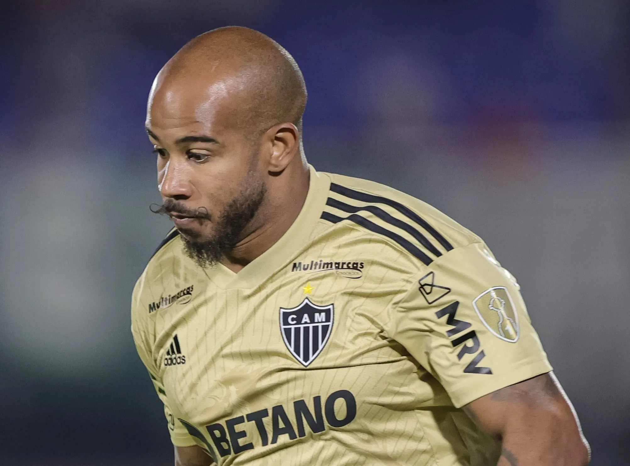 Perto do Santos, Patrick n&atilde;o deixar&aacute; saudades no Atl&eacute;tico-MG, dizem jornalistas de BH