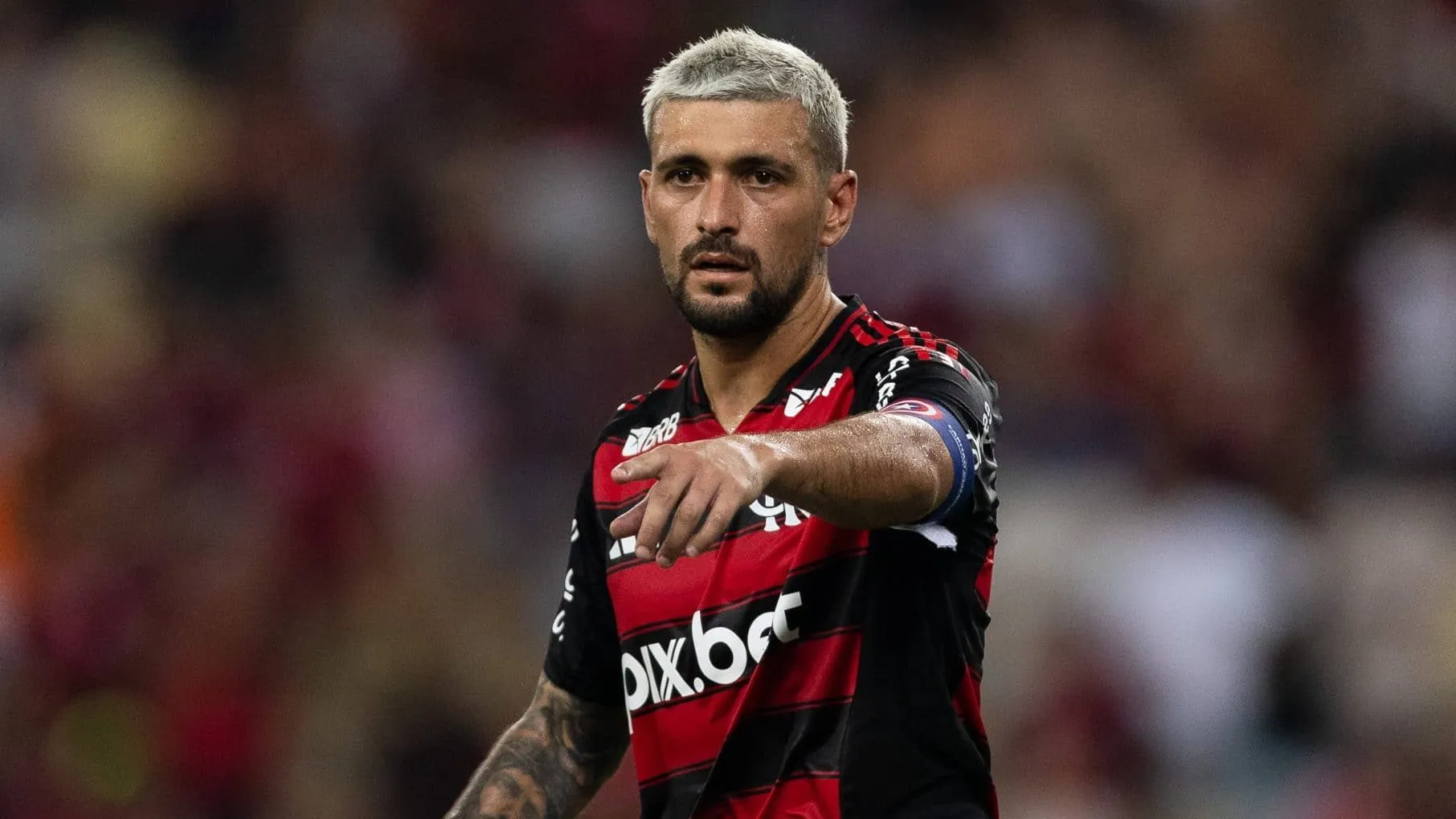 Filipe Lu&iacute;s explica momento ruim de Arrascaeta e faz promessa por &lsquo;retorno&rsquo; do uruguaio
