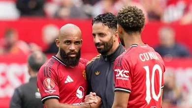 Manchester United passou por mudan&ccedil;a dr&aacute;stica antes de gastar R$ 1,5 bilh&atilde;o em janela