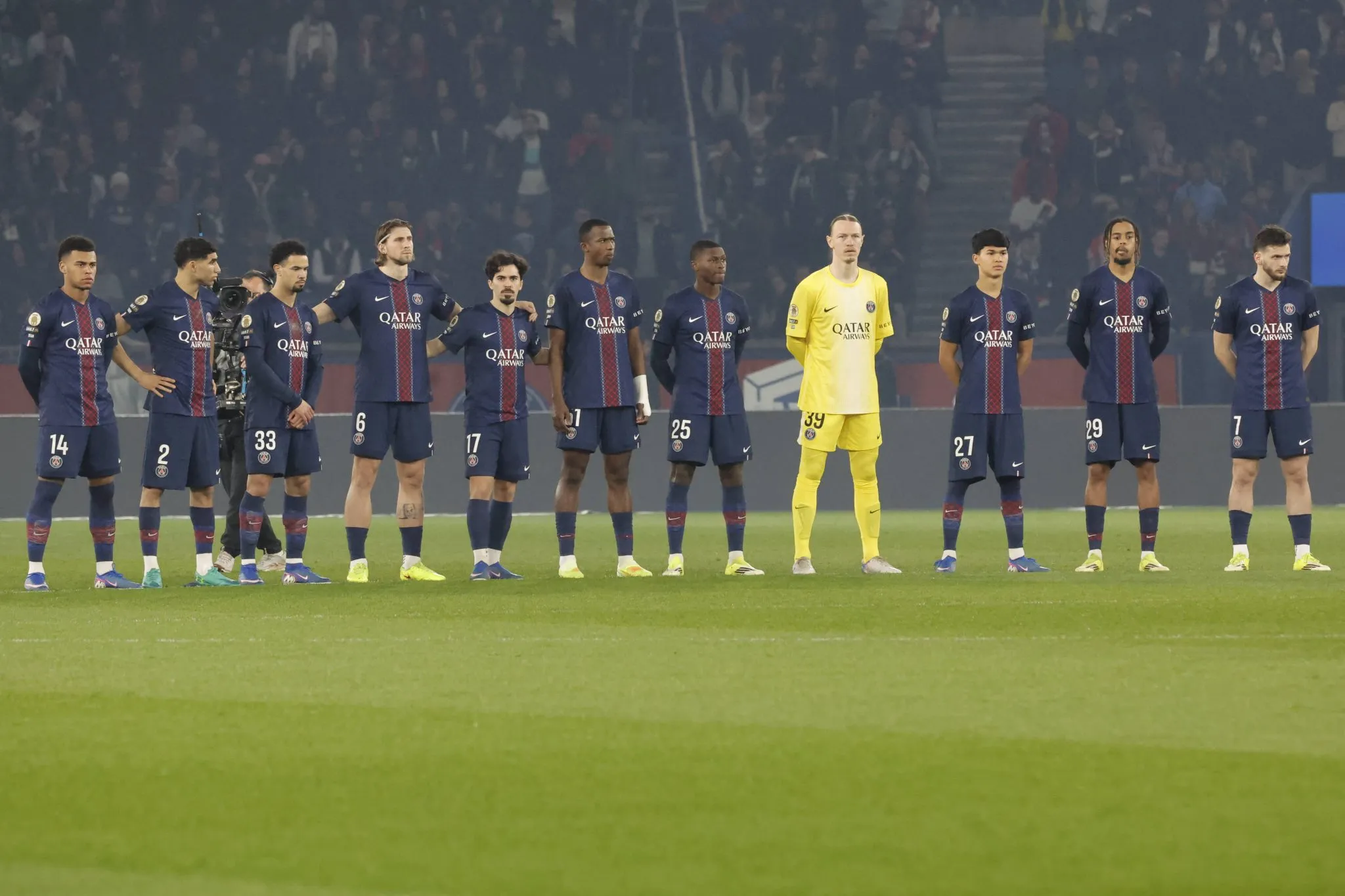 Paris Saint-Germain em atua&ccedil;&atilde;o contra o M&ocirc;naco (Foto: IMAGO / ABACAPRESS)