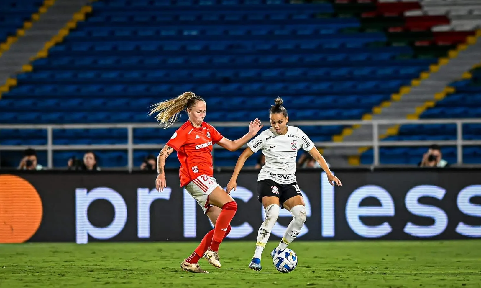 Internacional busca &lsquo;revanche&rsquo; em encontro com Corinthians de Lucas Piccinato pela Supercopa Feminina