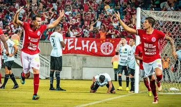 Um gol no &uacute;ltimo minuto deu o t&iacute;tulo ao Am&eacute;rica de Natal e ofereceu uma final hist&oacute;rica ao Potiguar
