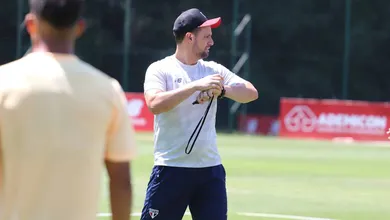 Entenda por que auxiliar de Dorival J&uacute;nior acompanhou treino do S&atilde;o Paulo