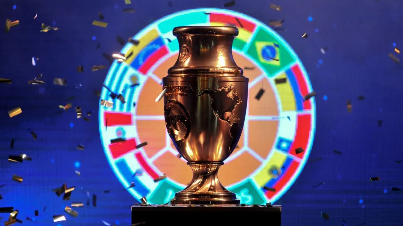 Trof&eacute;u da Copa Am&eacute;rica Centen&aacute;rio vai a leil&atilde;o para ajudar v&iacute;timas de terremoto e furac&otilde;es