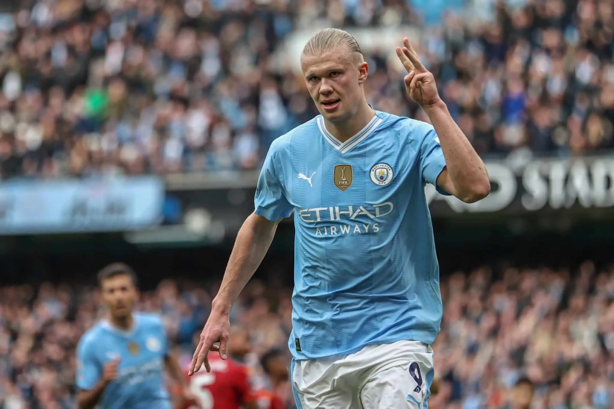 Haaland massacra Wolves e coloca Manchester City de volta na briga pelo Ingl&ecirc;s