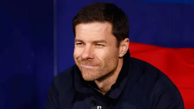 Xabi Alonso comanda treino do Leverkusen no CT do Real Madrid e recebe visita sugestiva