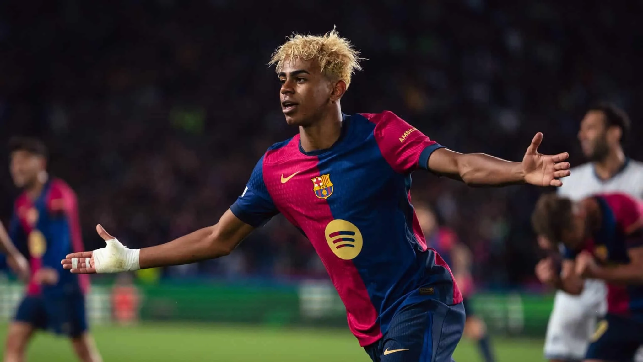 Maior sal&aacute;rio do Barcelona? Os detalhes do novo contrato de Lamine Yamal