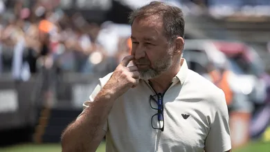 Corinthians: Voto online fracassa e reuni&atilde;o por impeachment do presidente ganha nova data