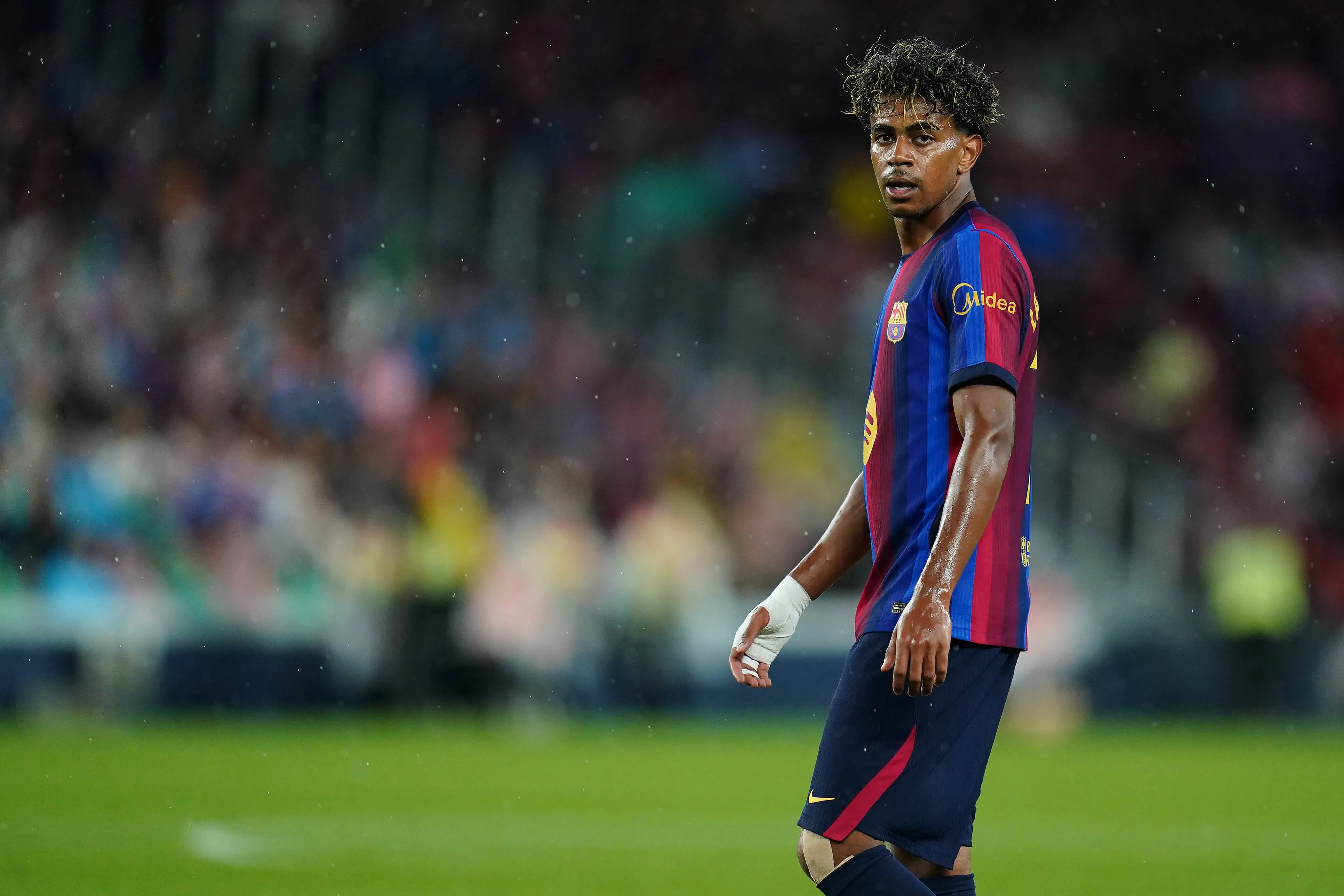 Lamine Yamal em atuação pelo Barcelona (Foto: IMAGO / Pressinphoto)