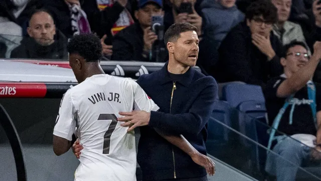 &lsquo;Se Xabi Alonso tivesse se mantido firme com Vini Jr, a torcida ficaria do lado dele&rsquo;