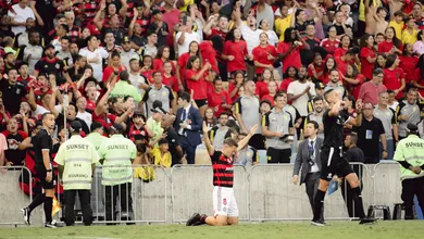 Torcida chega perto de recorde e empurra Flamengo a um in&eacute;dito t&iacute;tulo do Mundial sub-20