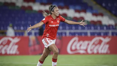 &lsquo;Rainha da Am&eacute;rica&rsquo; aos 19 anos, Priscila brilha na Sele&ccedil;&atilde;o e se firma como refer&ecirc;ncia no Internacional
