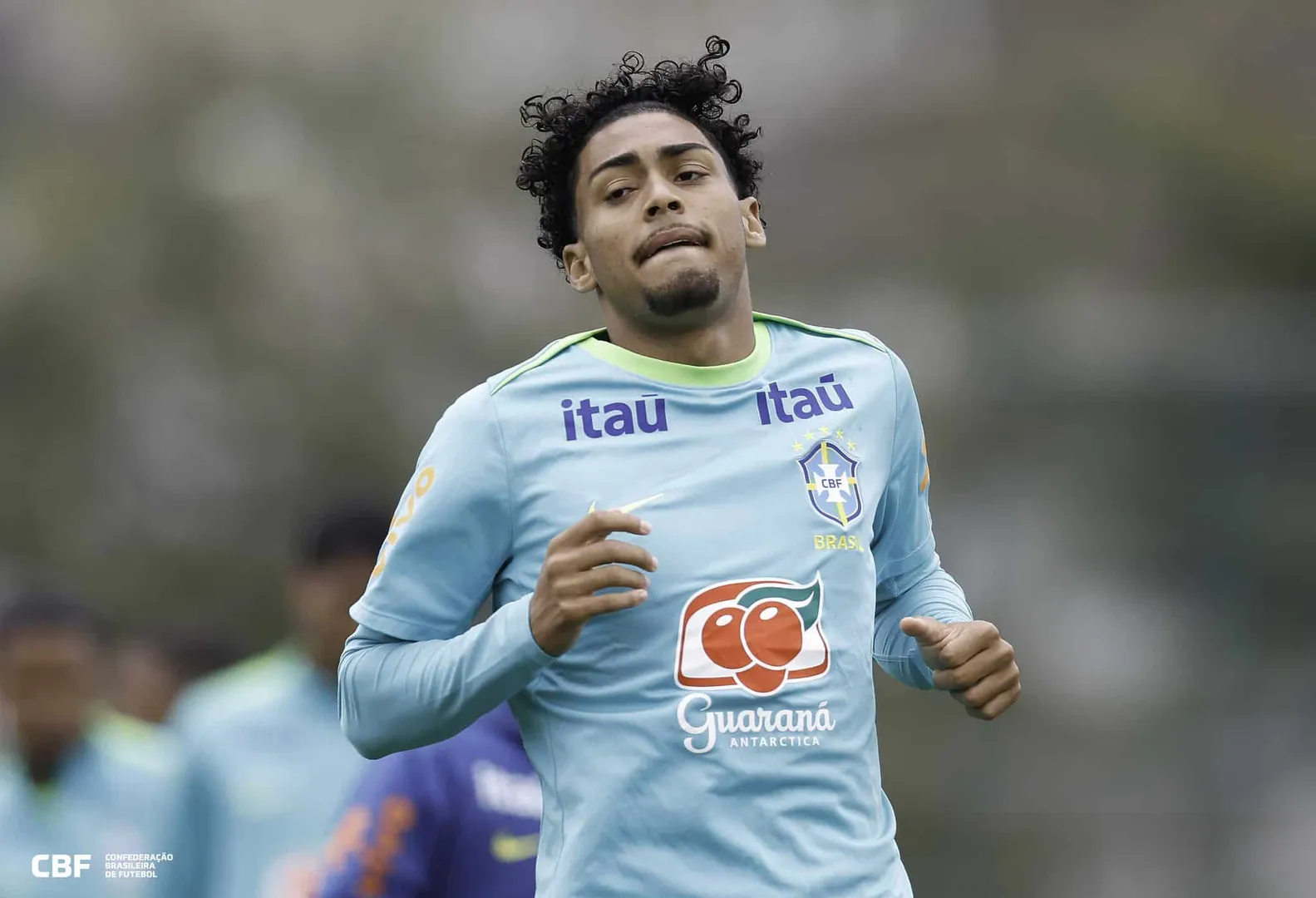 Luighi, durante treino da sele&ccedil;&atilde;o brasileira sub-20