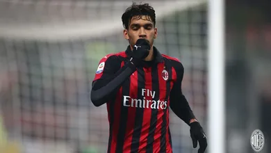 Lucas Paquet&aacute;: &ldquo;Eu amo ser parte do Milan, eu amo a comida na It&aacute;lia e a beleza da l&iacute;ngua italiana&rdquo;
