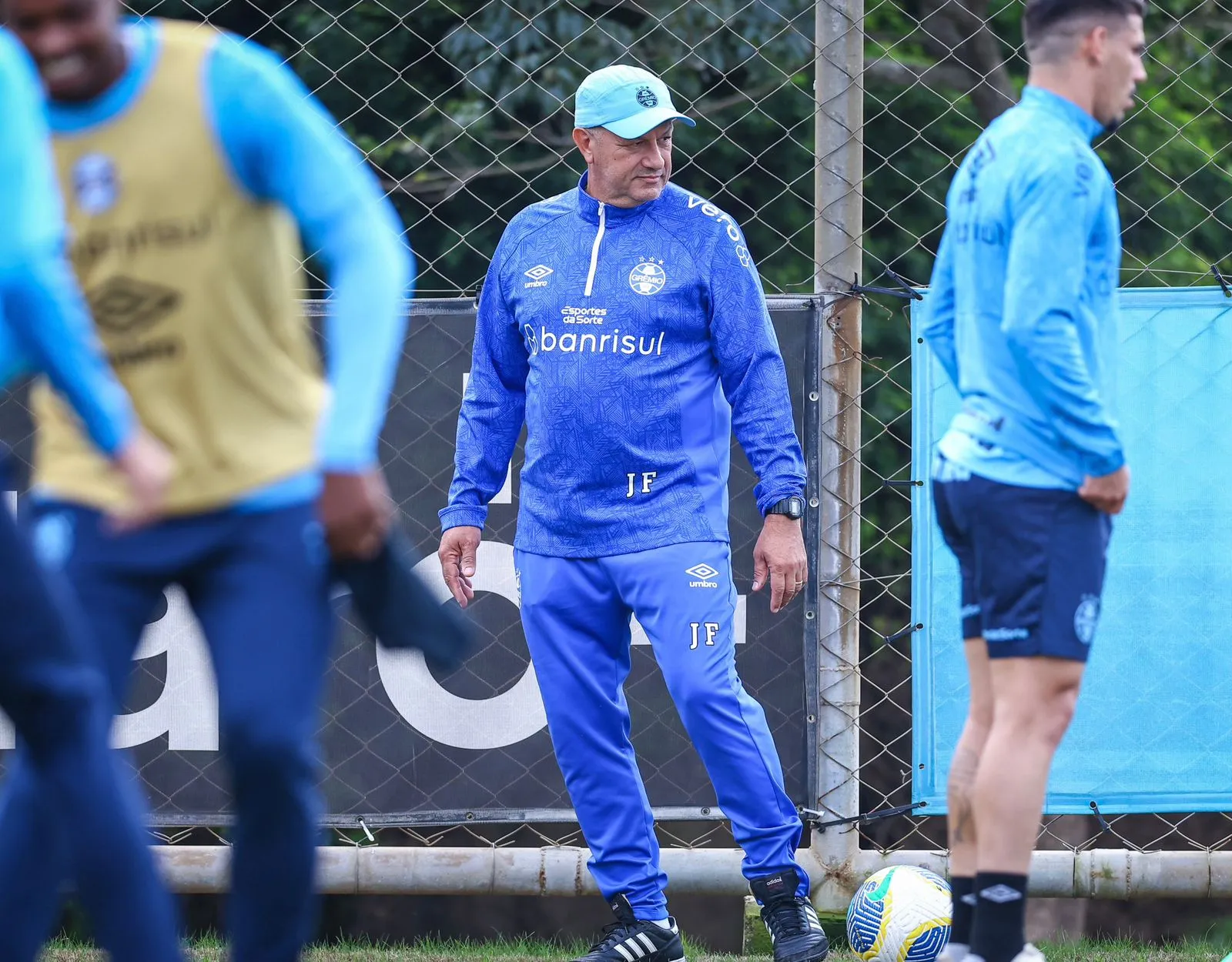 James Freitas em treinamento do Gr&ecirc;mio