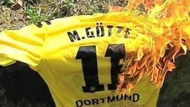 Torcida tem direito de reclamar de G&ouml;tze. Mas passou dos limites
