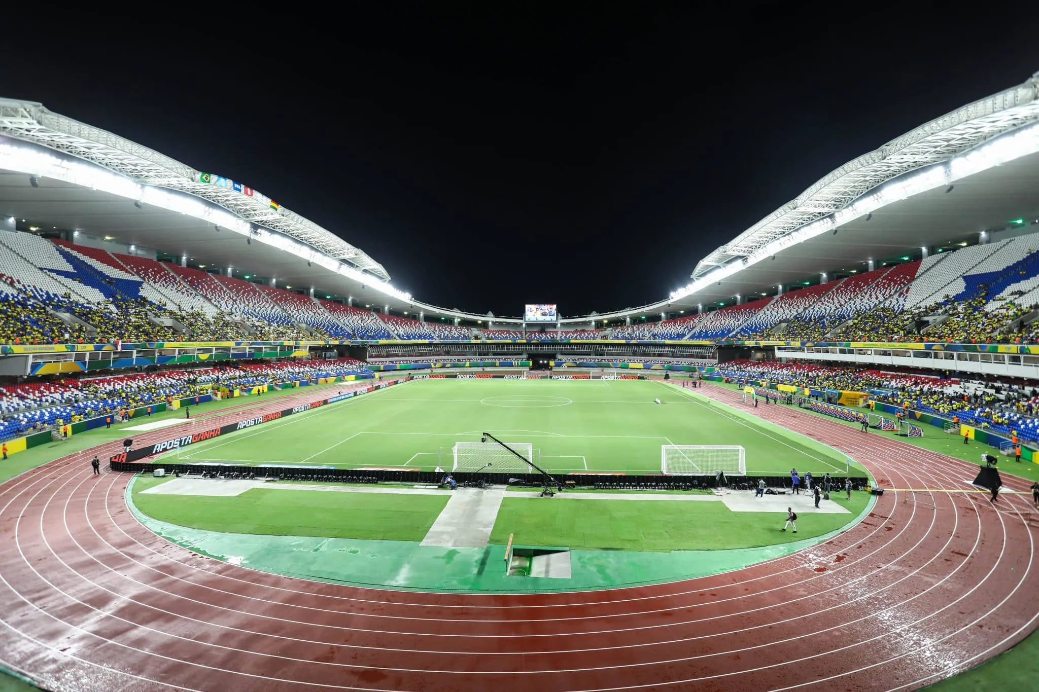 Hot&eacute;is pr&oacute;ximos e treino em rivais de Bel&eacute;m: a programa&ccedil;&atilde;o de Botafogo e Flamengo para a Supercopa
